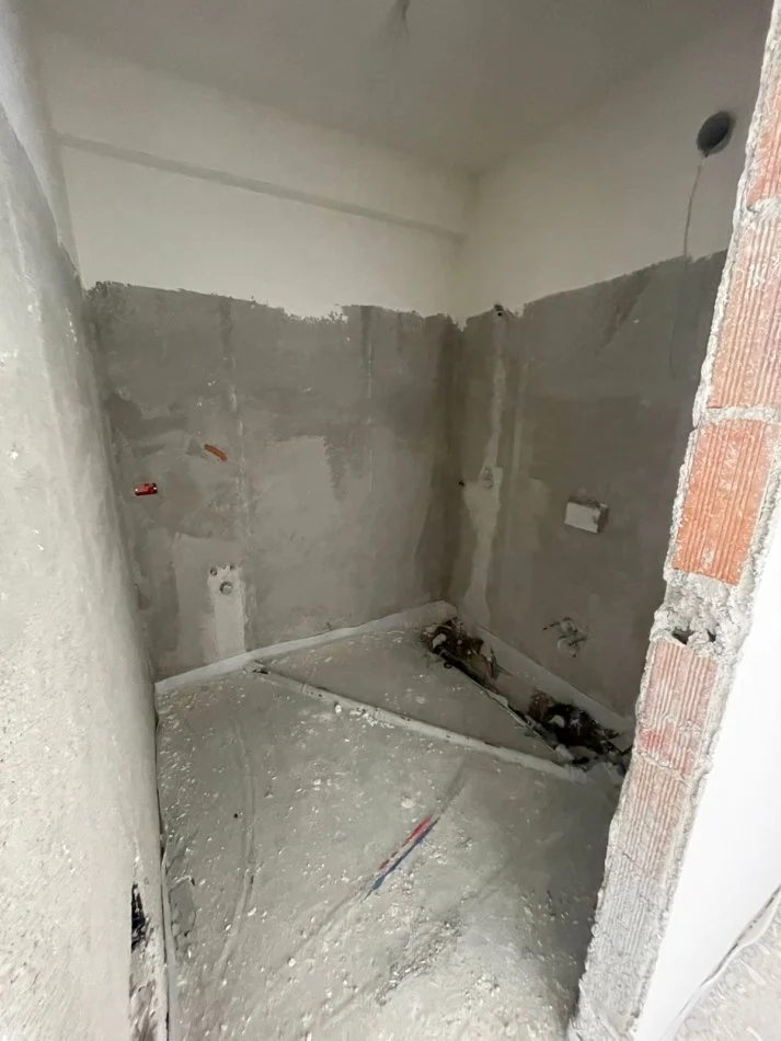 Tirane, shitet apartament 2+1+Ballkon Kati 10, 120 m² 179.000 € (Rruga Simon Gjoni)