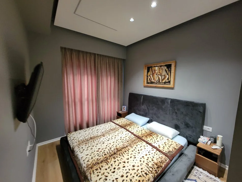 Tirane, shitet apartament 2+1 Kati 4, 87 m² 160.000 € (Ali den)