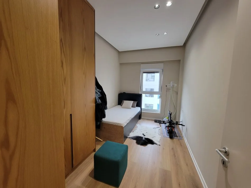 Tirane, shitet apartament 2+1 Kati 4, 87 m² 160.000 € (Ali den)