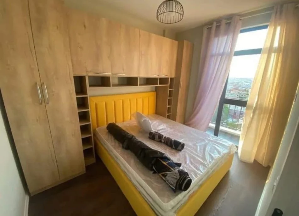 Tirane, jepet me qera apartament Kati 7, 50 m² 450 € (Mbrapa amerikan 2)