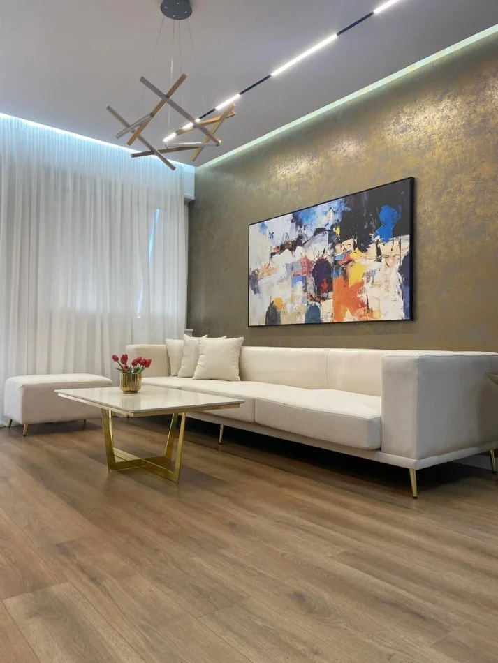 Tirane, shitet apartament 2+1+Aneks+Ballkon Kati 6, 134 m² 265.000 € (Rruga Frang Bardhi Komuna Parisit)