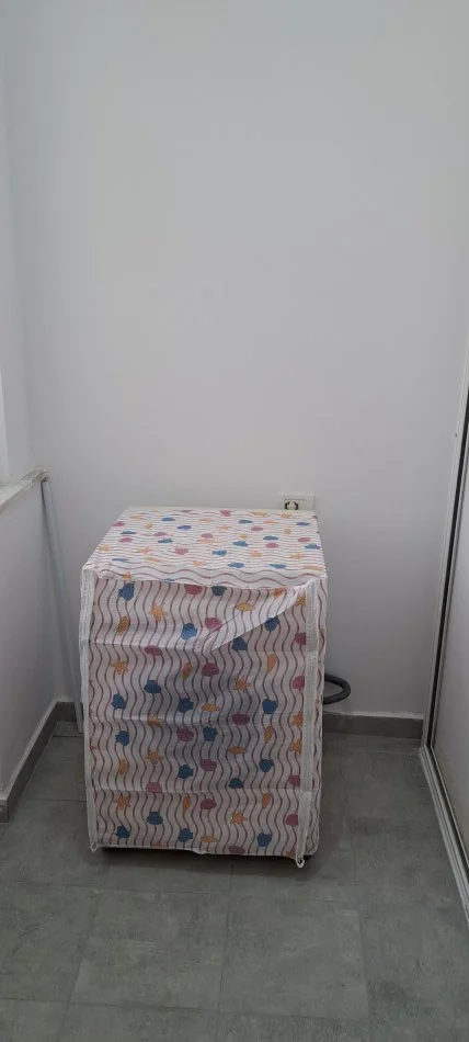 Tirane, jepet me qera apartament 1+1 Kati 1, 2 m² 400 € (Farmacia 10)