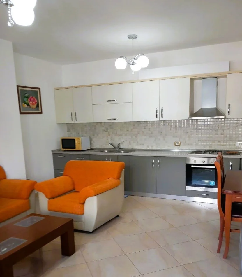 Tirane, jepet me qera apartament 1+1 Kati 5, 95 m² 530 € (Jordan misja)