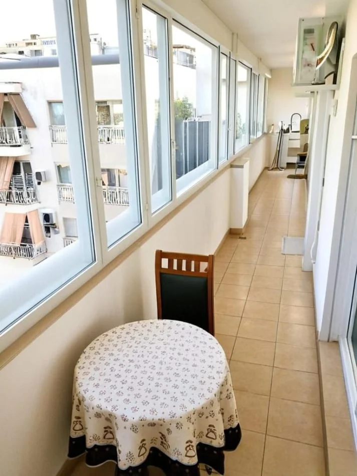 Tirane, jepet me qera apartament 1+1 Kati 5, 95 m² 530 € (Jordan misja)