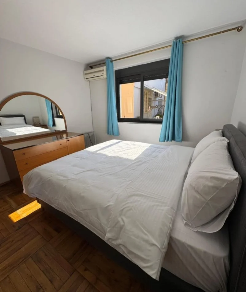 Tirane, jepet me qera apartament 2+1 Kati 2, 78 m² 600 € (Rruga e durresit)