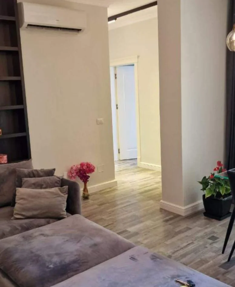 Tirane, shitet apartament 2+1 Kati 4, 102 m² 230.000 € (Kopshti zologjik)