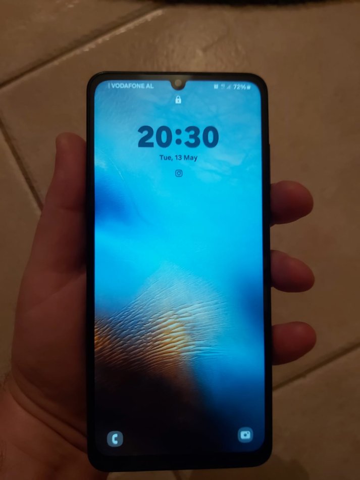 Tirane, shes Celular-Smartphone
