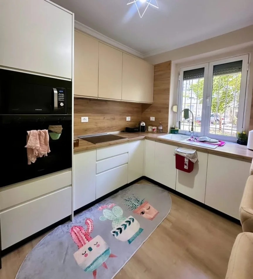 Tirane, shitet apartament 2+1 Kati 7, 139.000 € (Perball harry fultz)