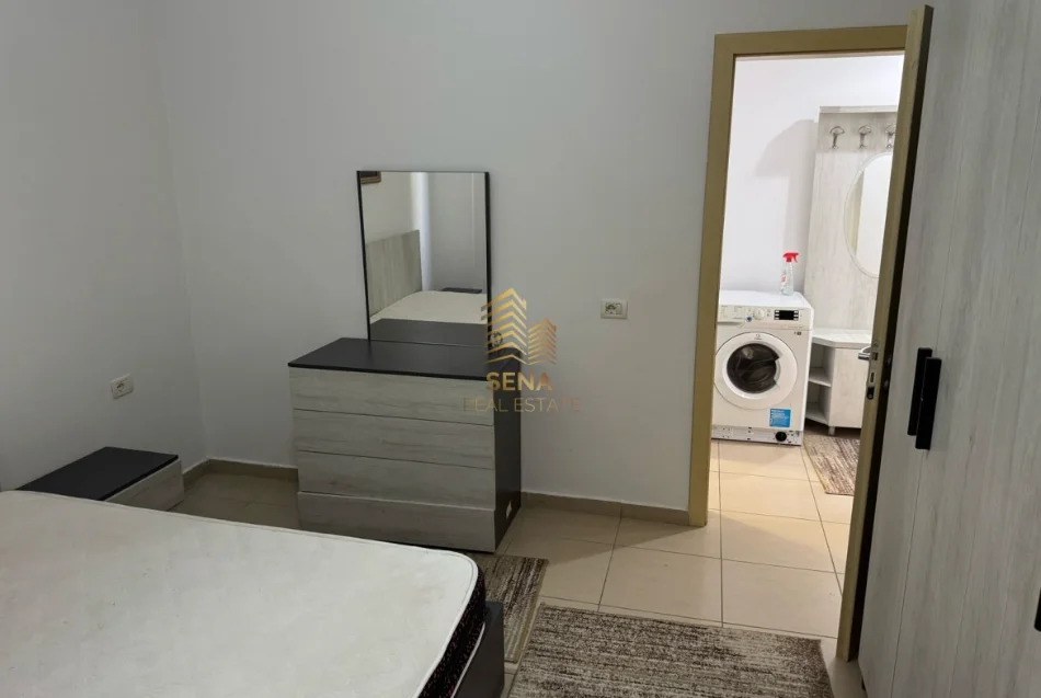 Tirane, jepet me qera apartament 1+1 Kati 2, 60 m² 450 € (5 Maji)