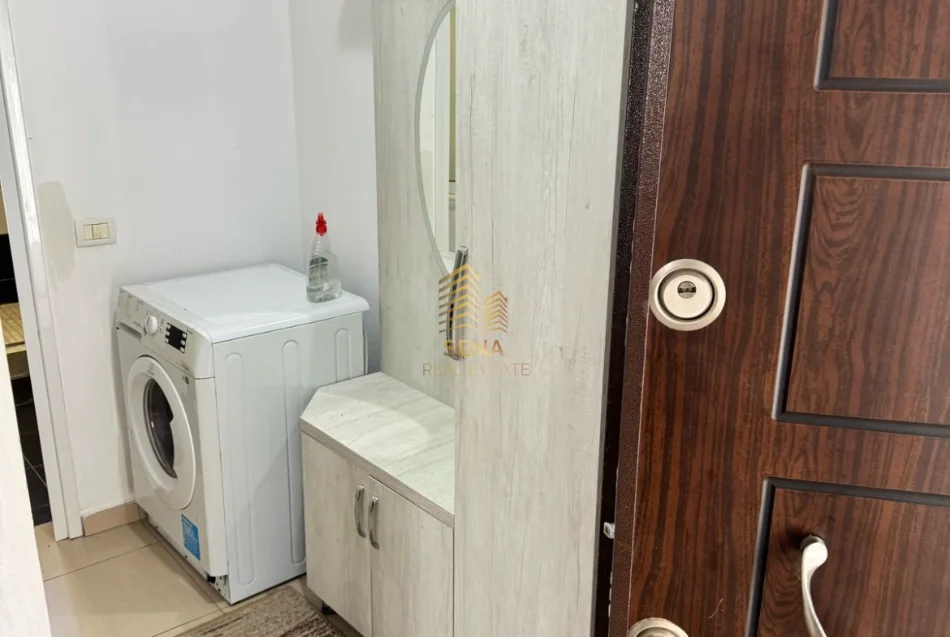 Tirane, jepet me qera apartament 1+1 Kati 2, 60 m² 450 € (5 Maji)