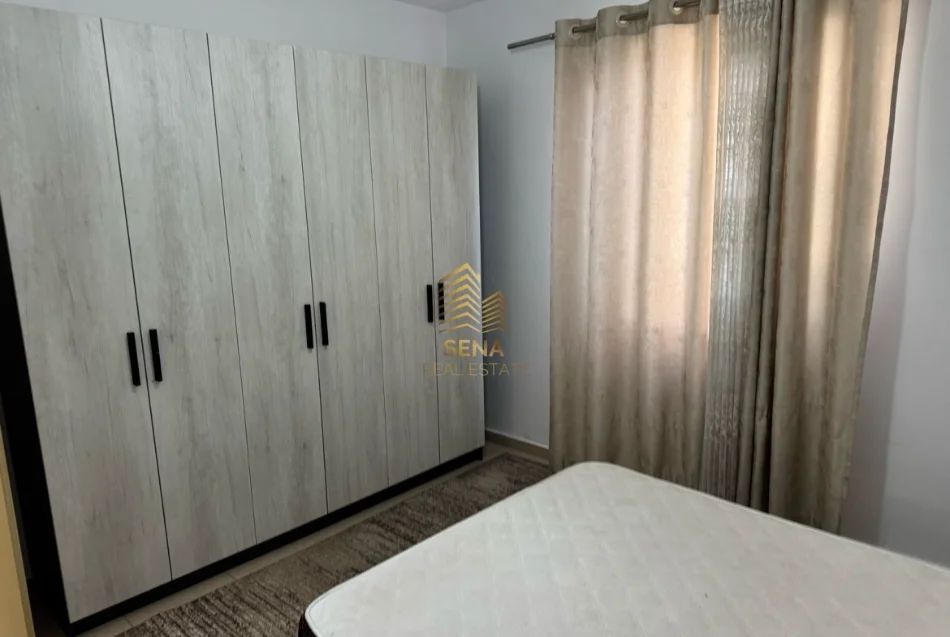 Tirane, jepet me qera apartament 1+1 Kati 2, 60 m² 450 € (5 Maji)