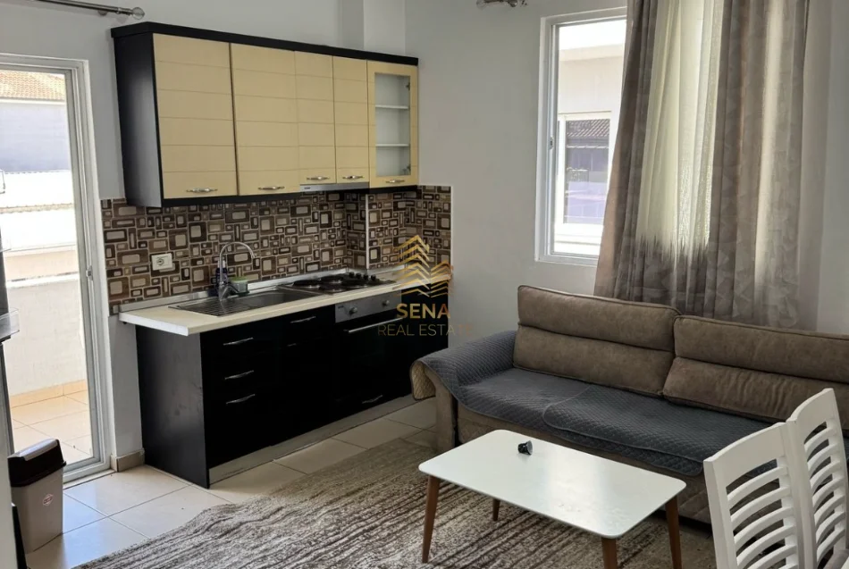 Tirane, jepet me qera apartament 1+1 Kati 2, 60 m² 450 € (5 Maji)