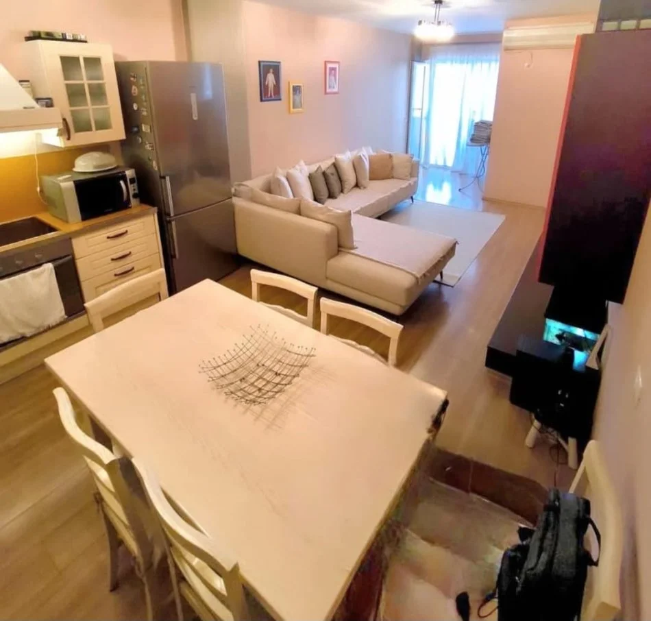 Tirane, shitet apartament 2+1 Kati 6, 96 m² 250.000 € (Rruga elbasanit)