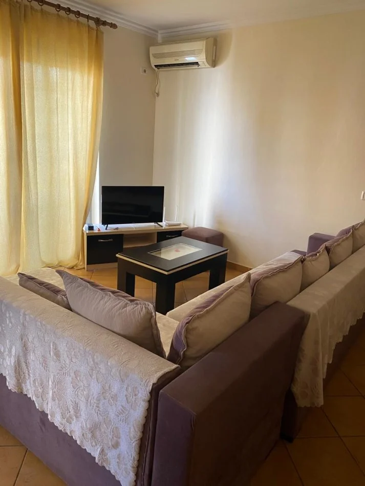 Tirane, jepet me qera apartament 2+1 Kati 6, 93 m² 550 € (Irfan tomini)