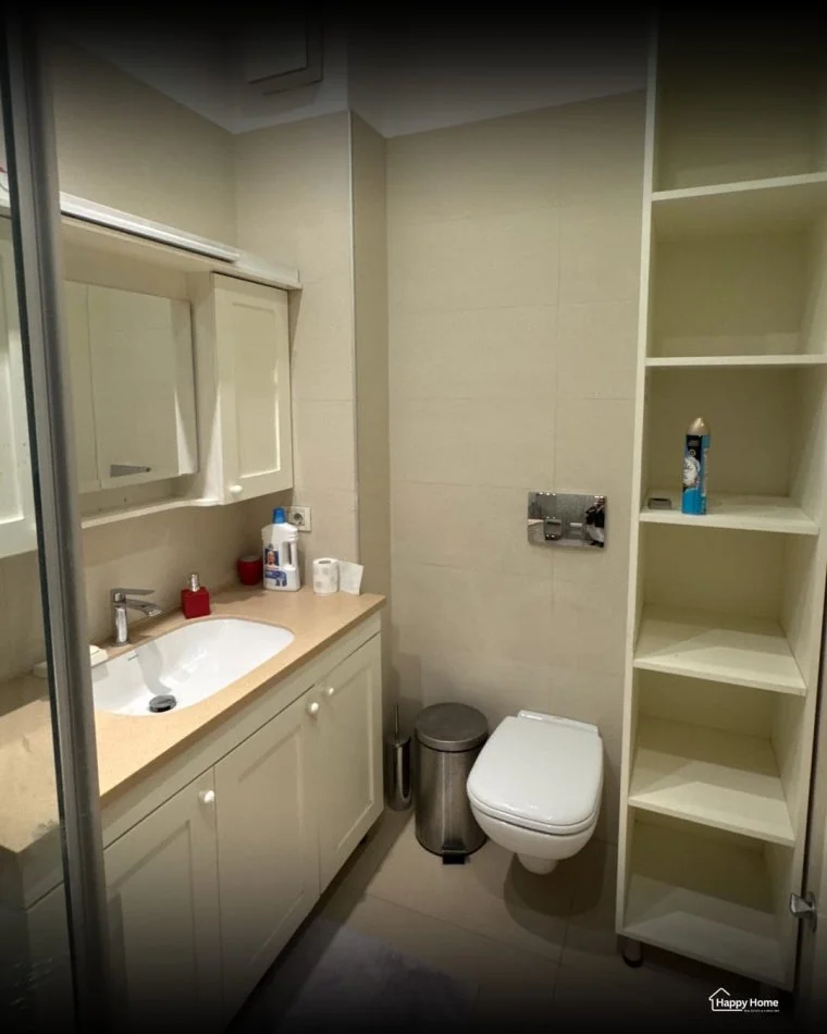 Tirane, jepet me qera 3+1+Ballkon , 176 m² 3.000 € (GARDA)