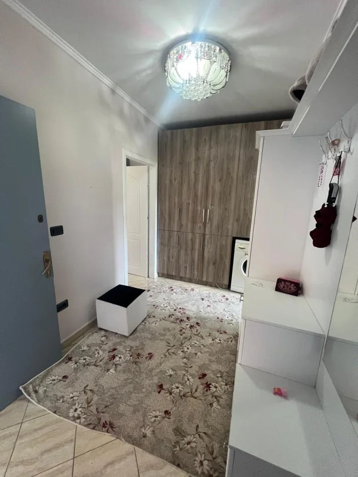 Tirane, shitet apartament 1+1+Ballkon Kati 3, 54 m² 95.000 € (Xhanfize Keko)