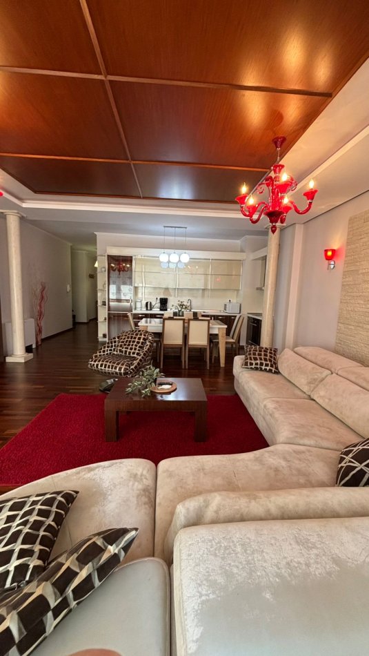 Tirane, jepet me qera apartament 2+1+Ballkon Kati 4, 120 m² 1.200 € (Stadiumi Air Albania)