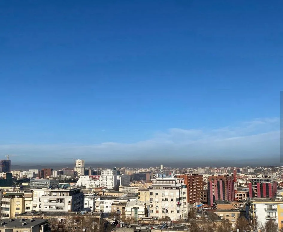 Tirane, shitet apartament 2+1+Ballkon Kati 9, 91 m² 205.000 € (Rruga e Dibres)