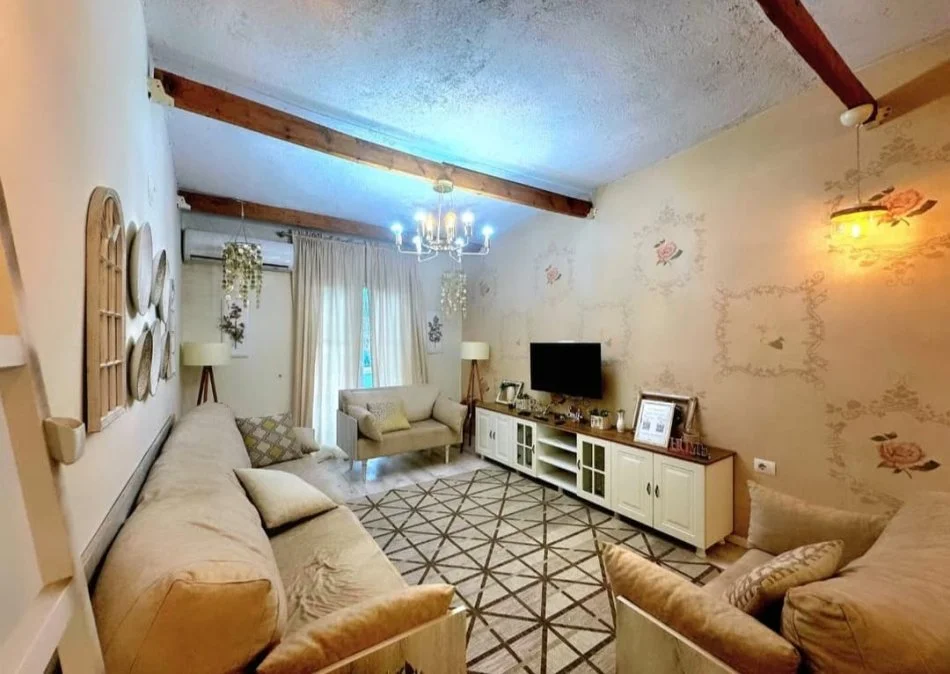 Tirane, shitet apartament 2+1 Kati 3, 104 m² 169.000 € (Siri kodra)