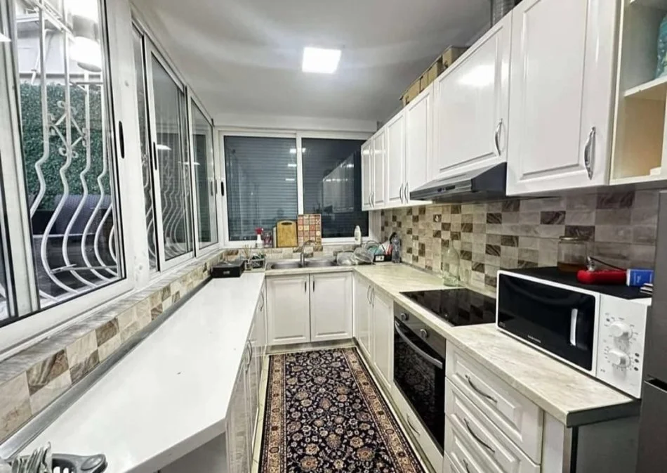 Tirane, shitet apartament 2+1 Kati 1, 114 m² 159.000 € (Kopshti botanik)