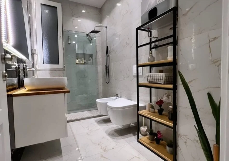 Tirane, shitet apartament 2+1 Kati 6, 106 m² 183.000 € (Oxhaku)