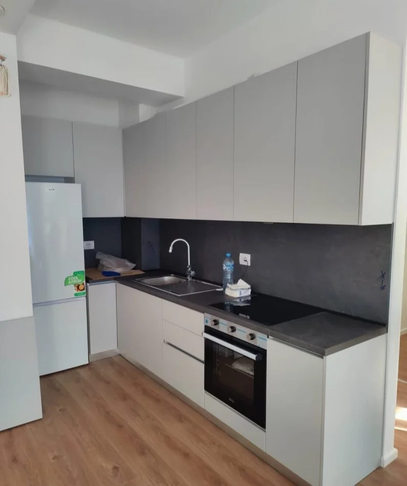 Tirane, shitet apartament 2+1 Kati 3, 74 m² 125.000 € (Ali Demi)