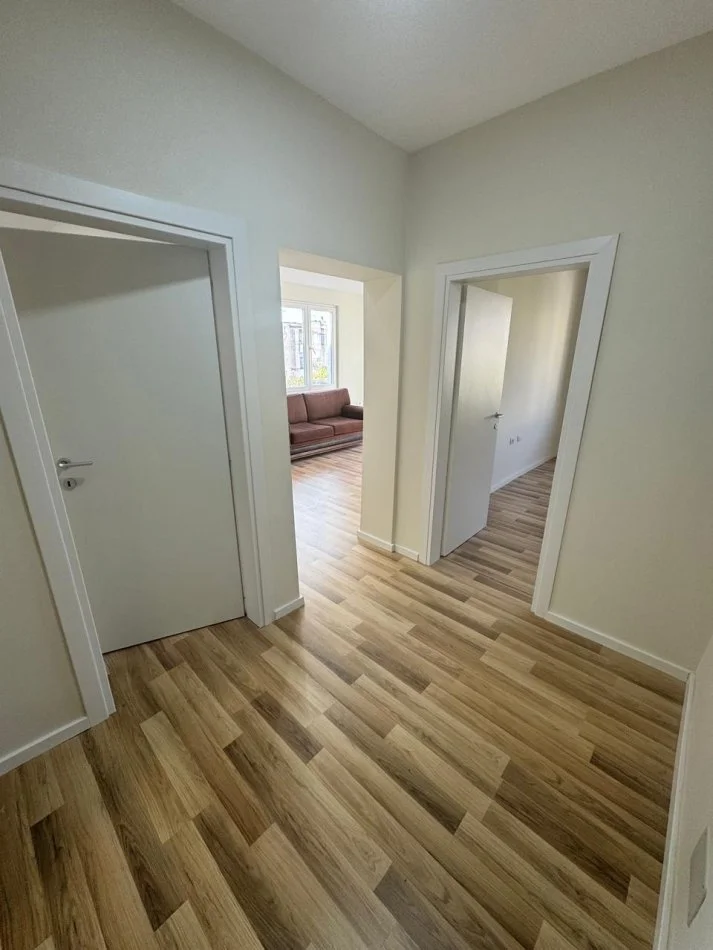 Tirane, shitet apartament 2+1 Kati 3, 76 m² 155.000 € (Mine peza)