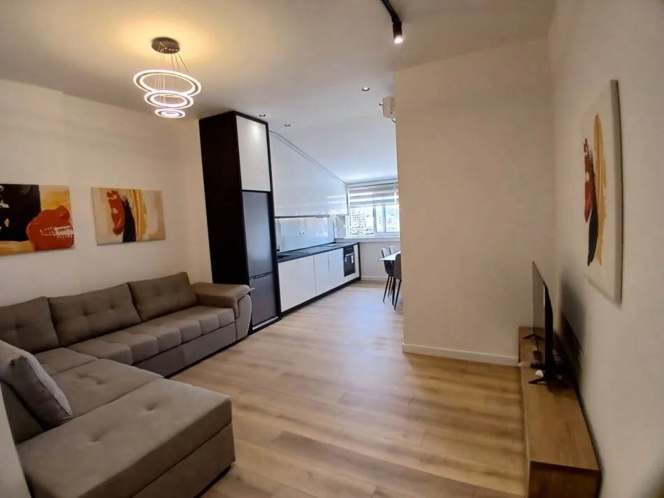 Tirane, shitet apartament 1+1 Kati 7, 45 m² 93.000 € (Don Bosko)