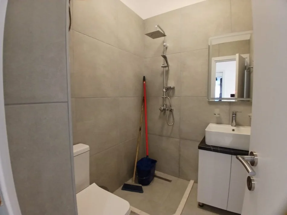 Tirane, shitet apartament 1+1 Kati 7, 45 m² 93.000 € (Don Bosko)