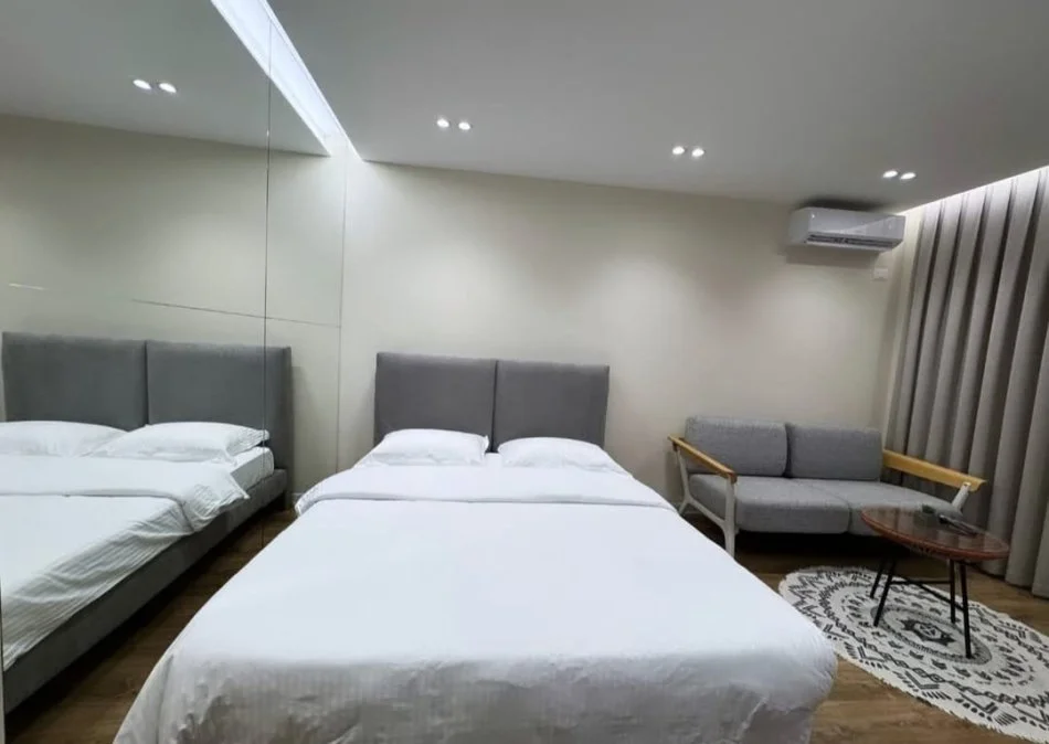 Tirane, shitet apartament 1+1 Kati 2, 70 m² 184.000 € (Pazari i Ri)