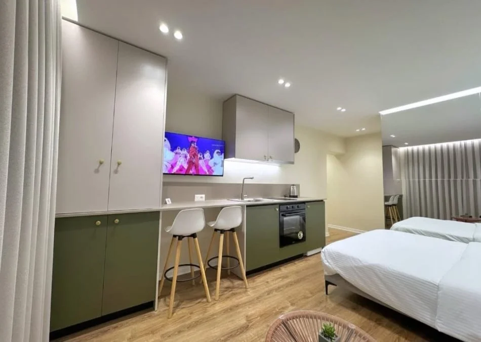 Tirane, shitet apartament 1+1 Kati 2, 70 m² 184.000 € (Pazari i Ri)