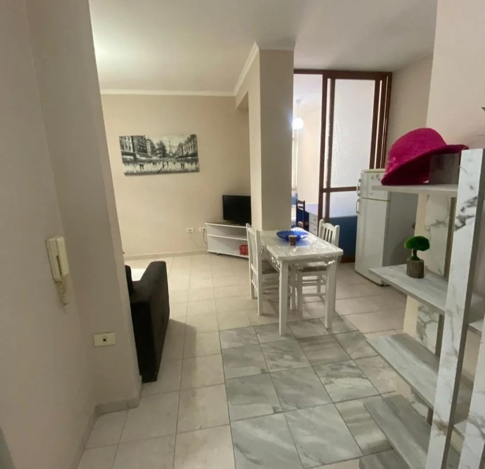 Tirane, shitet apartament 1+1 Kati 10, 74 m² 105.000 € (Don bosko)