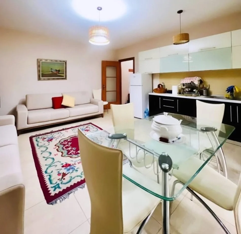 Tirane, shitet apartament 1+1 Kati 2, 82 m² 135.000 € (Kodra e diellit)