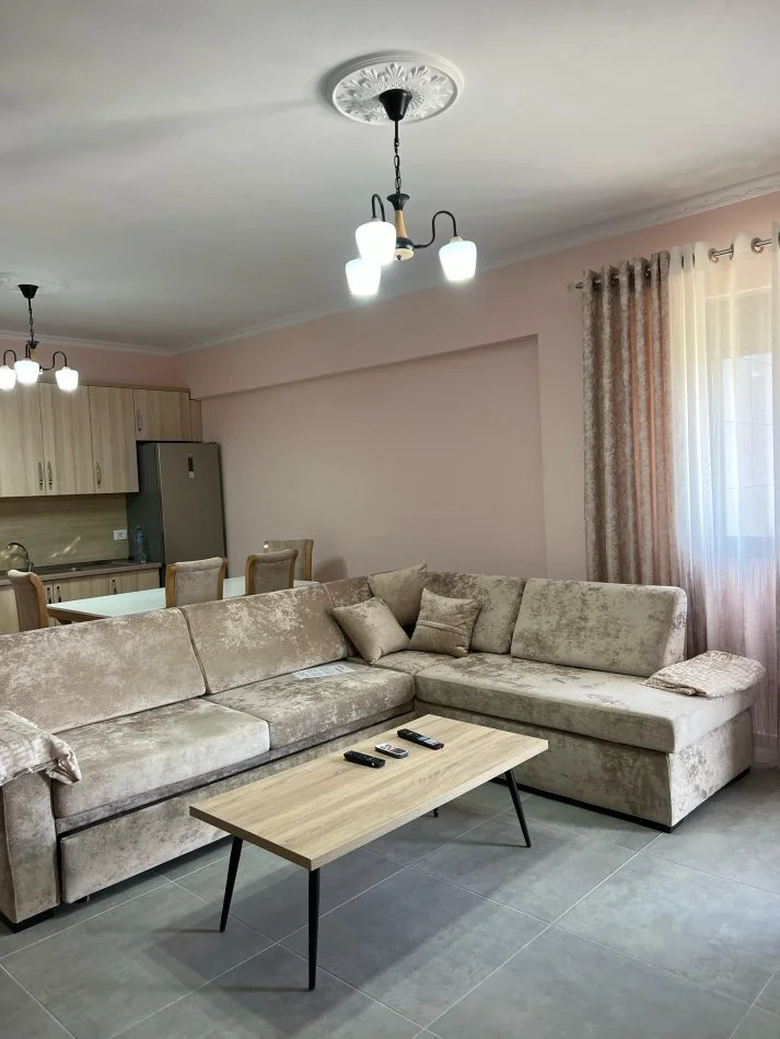 Tirane, jepet me qera apartament 1+1+Ballkon Kati 5, 77 m² 500 € (Teodor Keko)