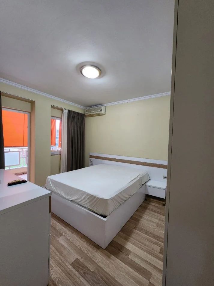 Tirane, shitet apartament 2+1 Kati 6, 100 m² 320.000 € (Bllok)