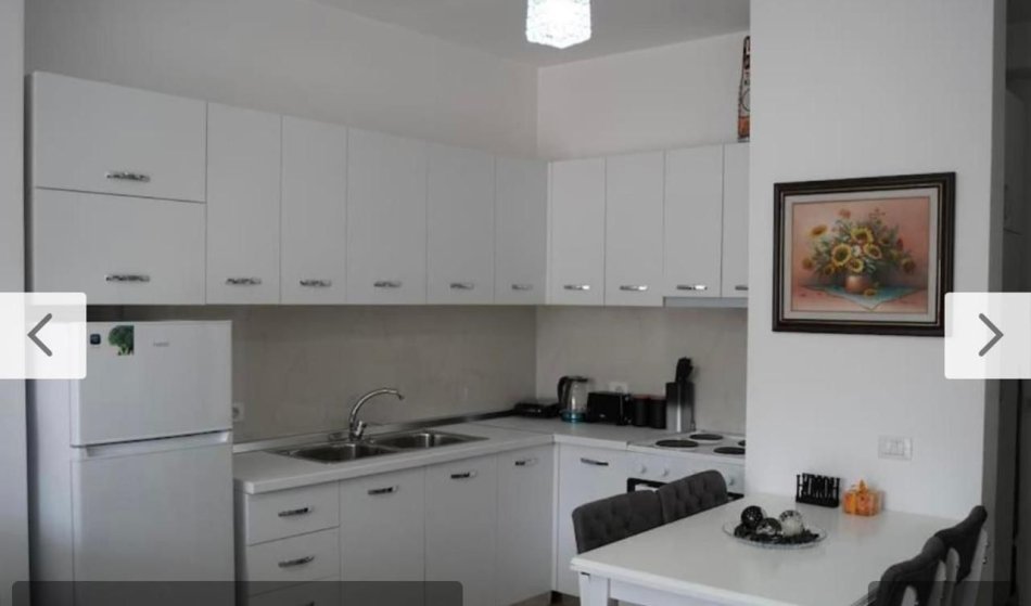 Tirane, jepet me qera 1+1+Aneks+Ballkon Kati 3, 67 m² 750 € (Qender)