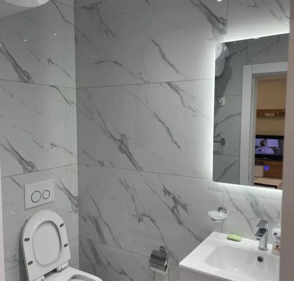 Tirane, jepet me qera apartament 1+1 Kati 9, 70 m² 1.000 € (Rruga e kosovarve)