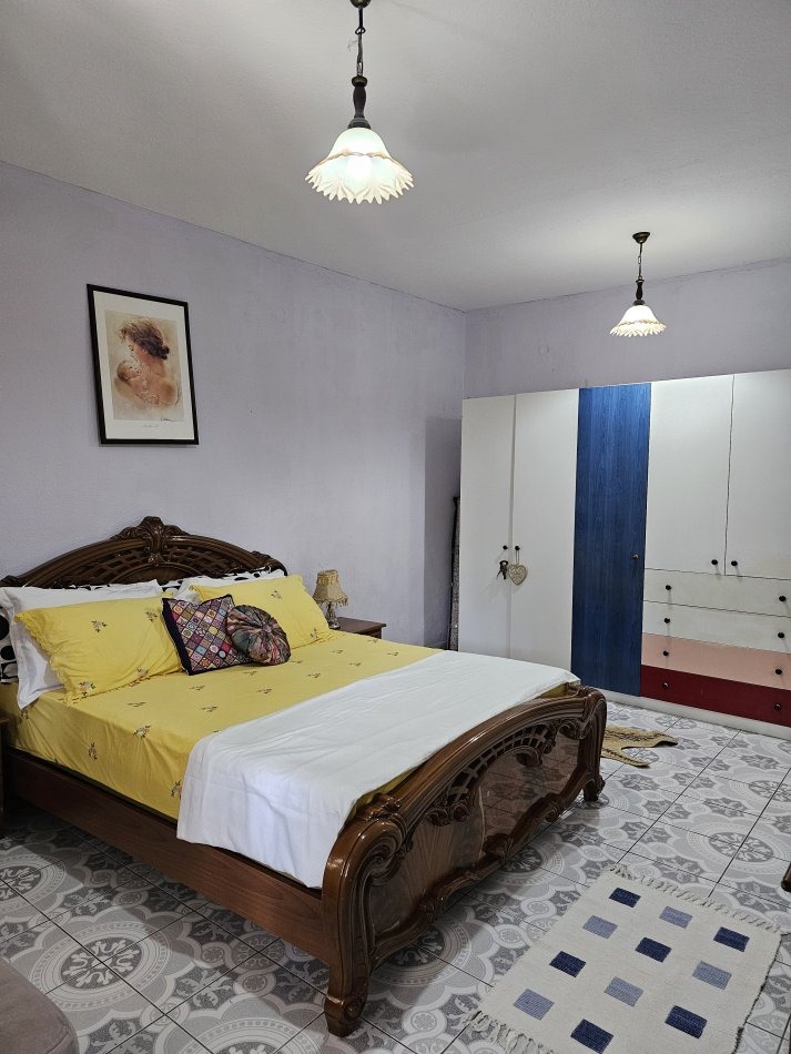 Tirane, jepet me qera apartament 1+1+Aneks+Ballkon Kati 1, 55 m² 360 € (Rruga Rreli)