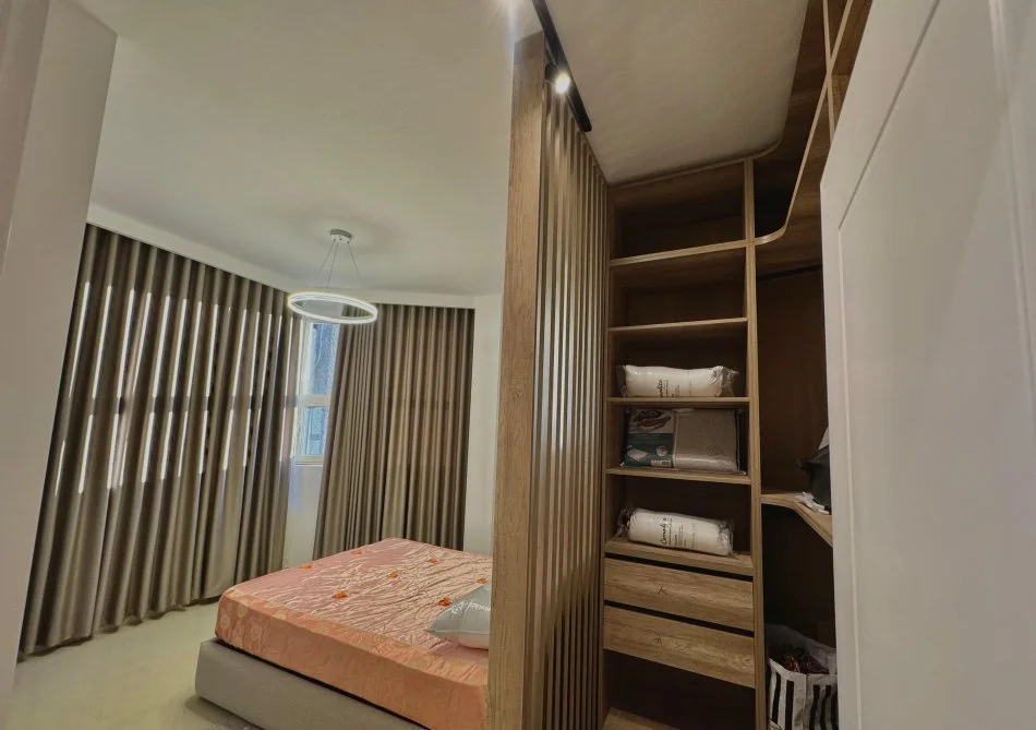 Tirane, jepet me qera apartament 1+1+Ballkon , 500 € (ISH RESTORANT DURRESI)