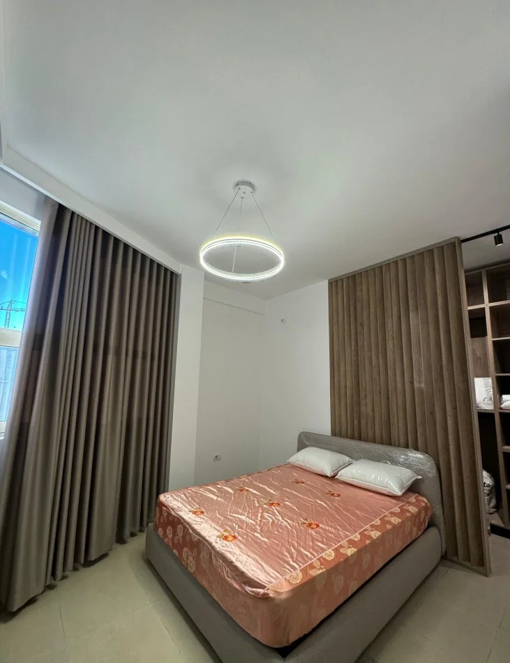 Tirane, jepet me qera apartament 1+1+Ballkon , 500 € (ISH RESTORANT DURRESI)