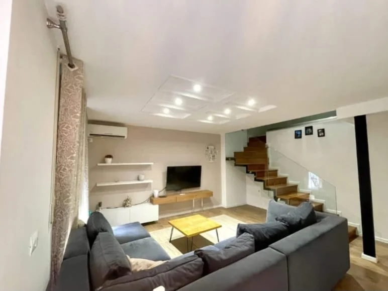 Tirane, shitet apartament 2+1 , 112 m² 166.000 € (Golden park)