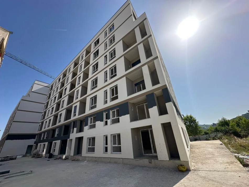 Durres, shitet apartament duplex 2+1+Aneks+Ballkon Kati 1, 123 m² 148.000 € (Golem, Durres)