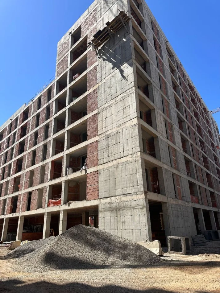 Tirane, shitet apartament 2+1+Ballkon Kati 3, 91 m² 165.000 € (Bulevardi I Ri)