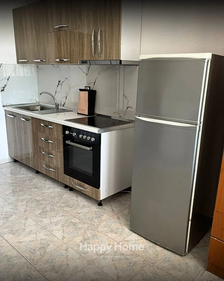 Tirane, jepet me qera apartament 1+1 Kati 1, 58 m² 350 € 