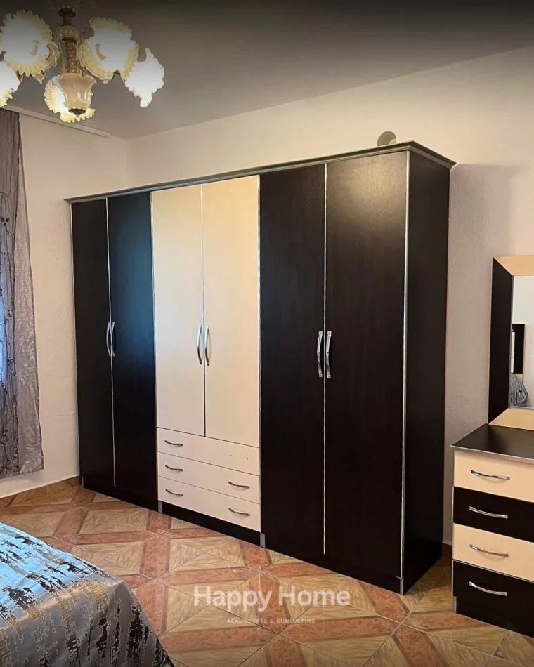 Tirane, jepet me qera apartament 1+1 Kati 1, 58 m² 350 € 