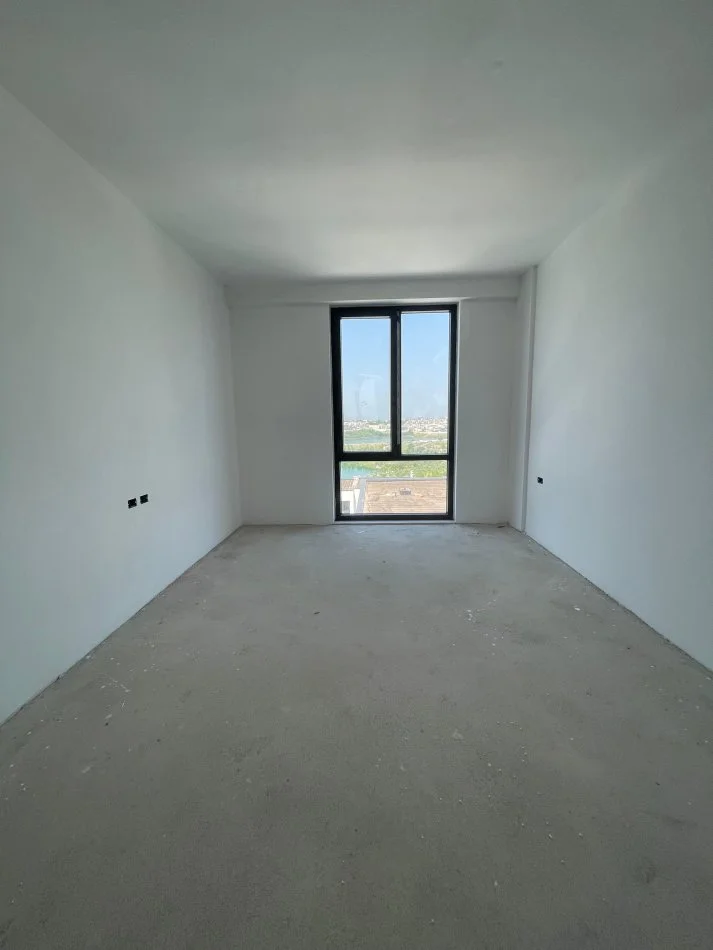 Tirane, shitet apartament 2+1 Kati 3, 112 m² 250.000 € (Farke)