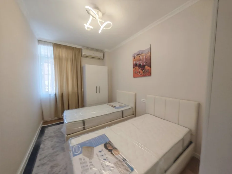 Tirane, shitet apartament 2+1 Kati 3, 98 m² 171.000 € (QSUT SPITALI NEN TEREZA)