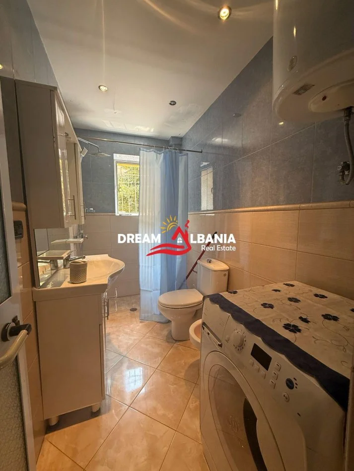 Tirane, jepet me qera apartament 2+1 Kati 1, 74 m² 500 € (Tek Pazari i Ri, Rruga Tefta Tashko Koco)