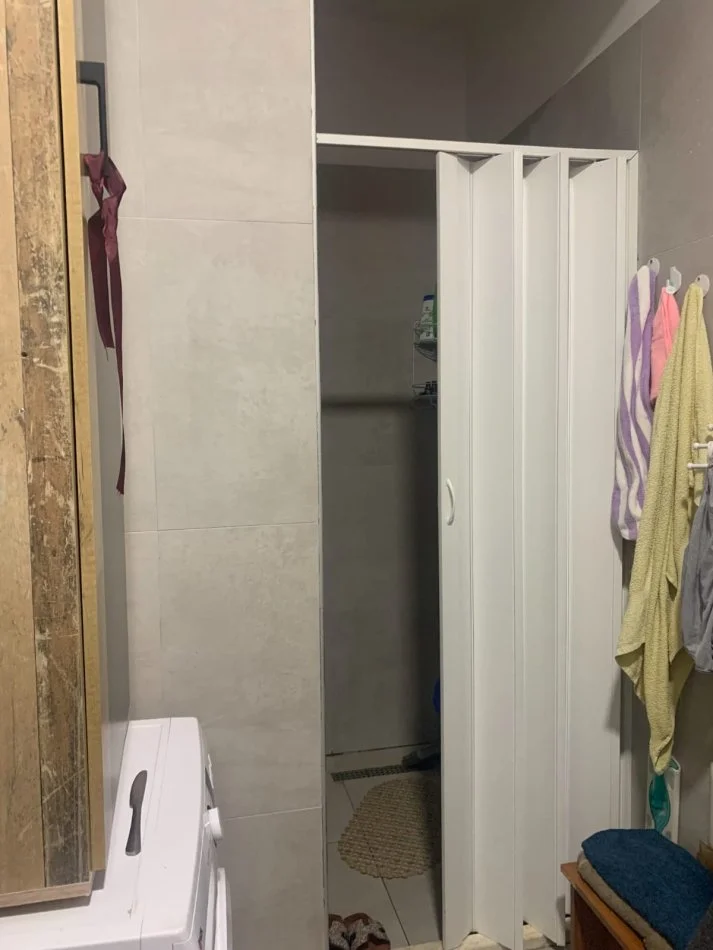 Tirane, jepet me qera apartament 1+1 Kati 2, 45 m² 300 € (Rruga Pasho Hysa)