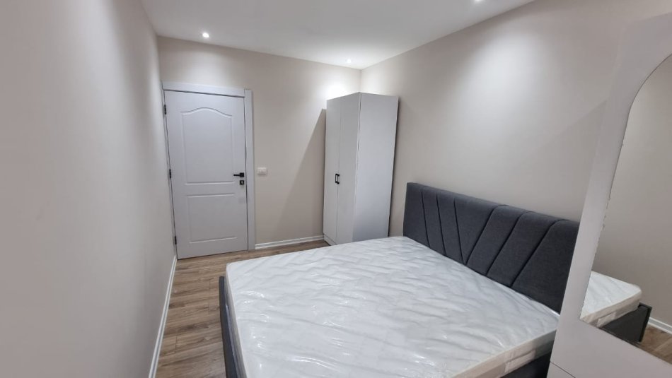 Tirane, shitet apartament 1+1+Aneks+Ballkon Kati 7, 60 m² (Rruga Eshref Frashëri mbas Viva Market)